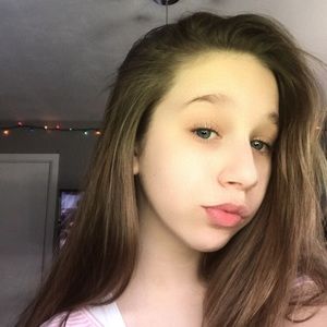 Meet your Posher, Maya